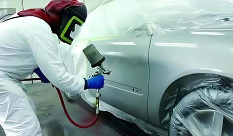 给汽车喷漆1