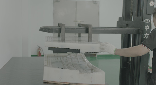 Reaction injection molding workshop