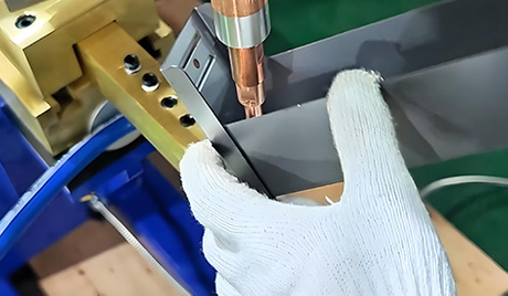 vertical welding.jpg