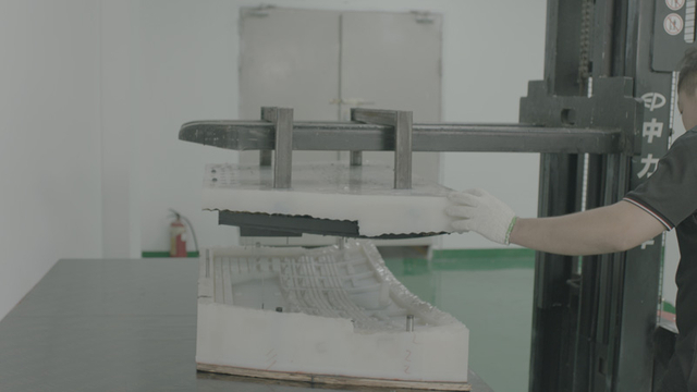 Reaction molding parts release | Jucheng Precision