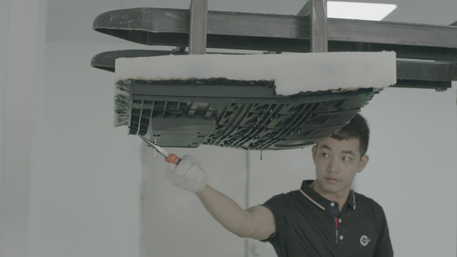 Reaction injection mold with part inspection | Jucheng Precision