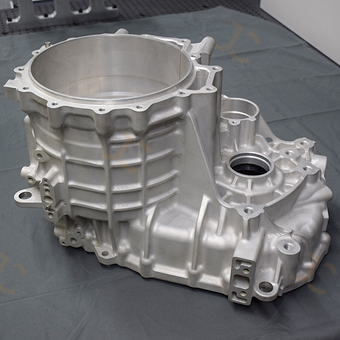 发动机铝外壳五轴加工件
